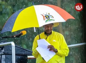 ببینید| تشریفات عجیب برای آقای رئیس‌جمهور