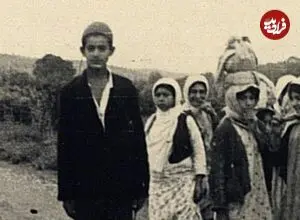 عکس| سفر زمان؛ «دختران و پسران مازندرانی» در حال حرکت به سمت مزرعه؛ 80 سال قبل