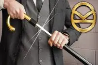 ببینید| فرآیندساخت یک شمشیر عصایی با الهام از فیلم های اکشن هالیوودی در آمریکا