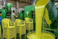 ببینید| فرآیند شگفت انگیز تولید صندلی با بازیافت گونی های پلاستیکی در پاکستان