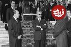 عکس؛ سفر در زمان؛ «محمدرضا پهلوی» چند دقیقه بعد ترور در دانشگاه تهران؛ سال 1327
