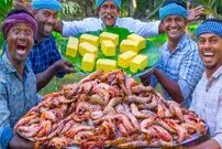 ببینید؛ غذای روستایی در هند؛ پخت یک غذای سنتی با میگو، سیر و کره
