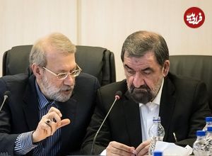 عکس؛ سفر به تاریخ؛ «محسن رضایی» با کلاه عرقچین در کنار «علی لاریجانی» در سفر حج؛ سال ۷۱