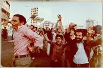 عکس های دیده نشده از شادی مردم تهران پس از آزادسازی خرمشهر؛ خرداد سال 1361