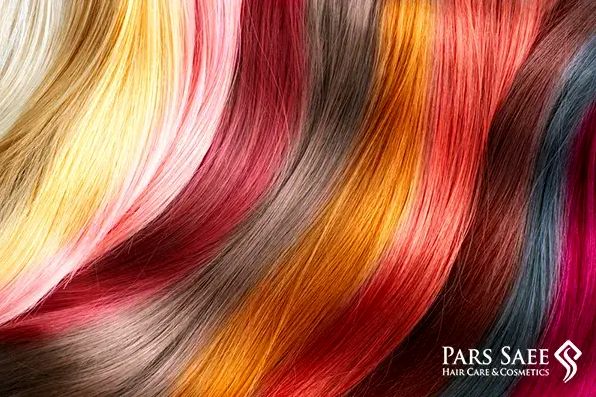 ویژگی های رنگ مو مناسب موهای فر که باید بدانید!