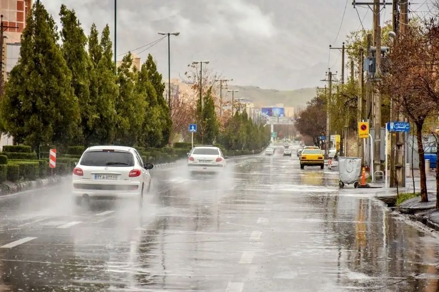 بارش‌ شدید باران در این استان‌ها؛ سردترین شهر ایران اینجاست
