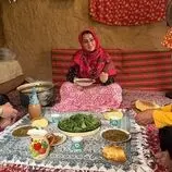 ببینید| غذای روستایی در ایران؛ پخت آش ترش سنتی در روستایی سرسبز
