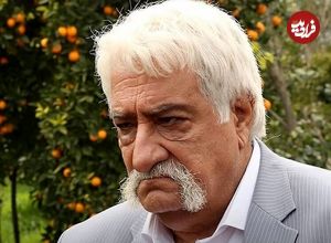 عکس؛ سفر به تاریخ؛ تیپ و چهرۀ «حشمت فردوس» در 27 سالگی در مرکز تئاتر مشهد؛ دهۀ 50