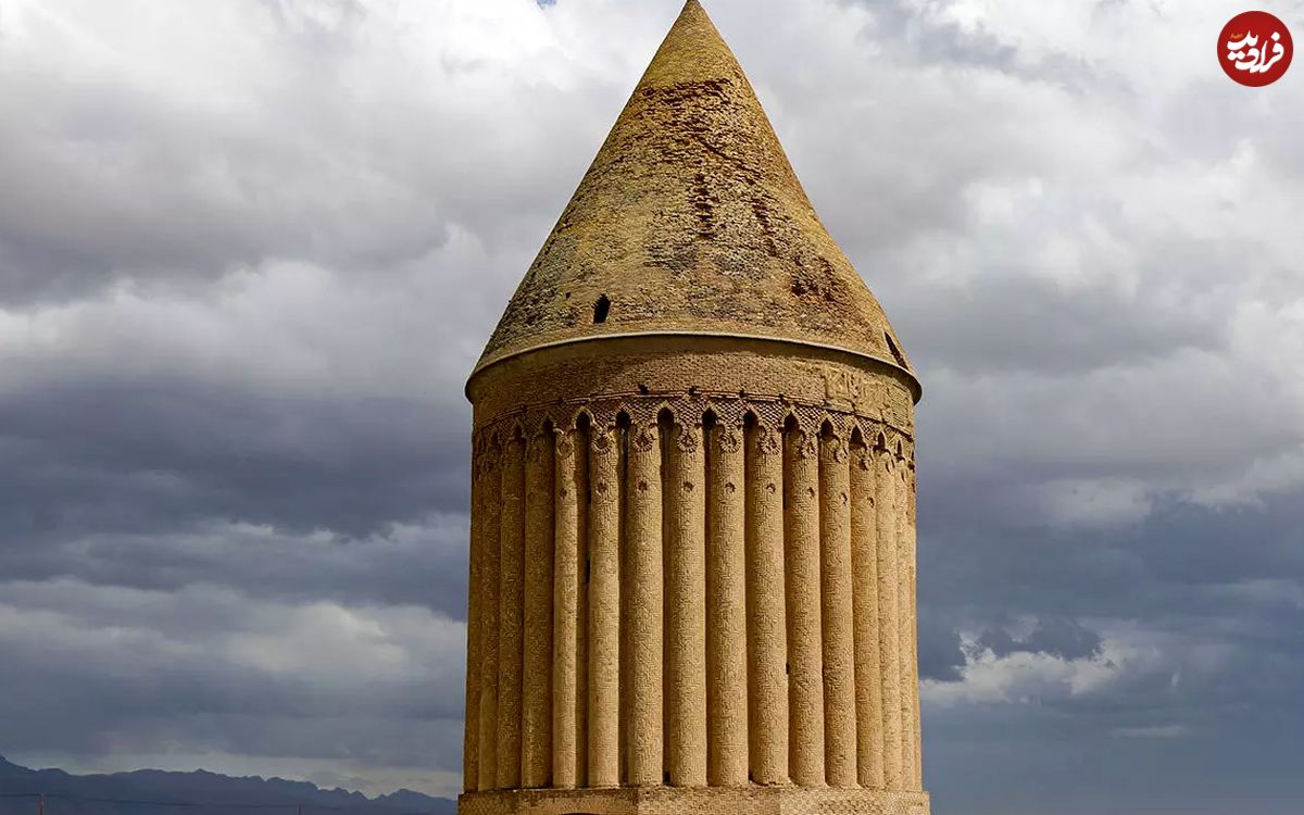(عکس) میل رادکان؛ عکس قدیمی از برج دوره قاجار را ببینید