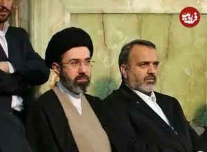 عکس| سفر زمان؛ «آیت الله سیدمجتبی خامنه‌ای» به همراه دختر خردسالش در راهپیمایی؛ 10 سال قبل