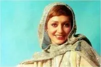 عکس| سفر در زمان؛ صابر آتشین، پدر گوگوش در جوانی و در کنار خودروی شخصی اش