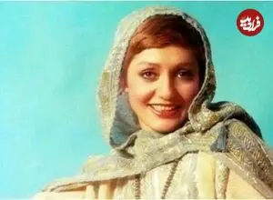 عکس| سفر در زمان؛ صابر آتشین، پدر گوگوش در جوانی و در کنار خودروی شخصی اش