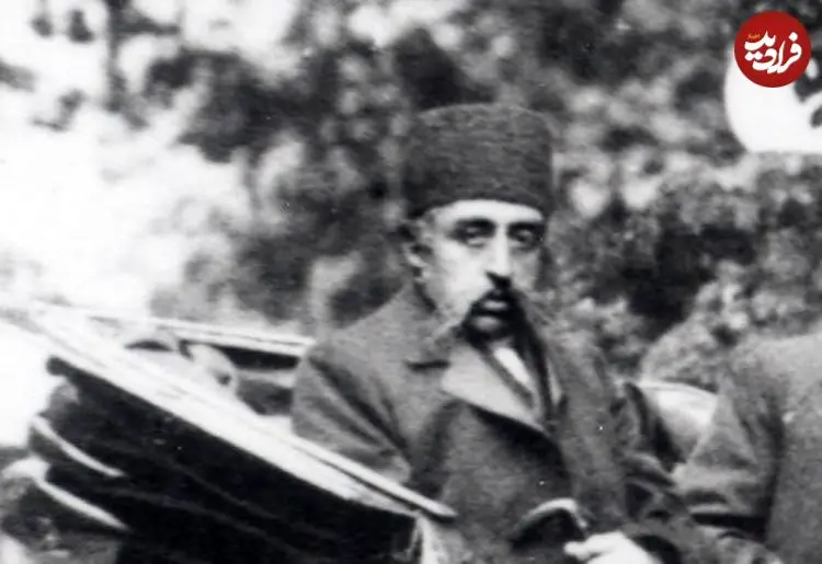 عکس‌های قاجاری؛ از کالسکه‌سواری مظفرالدین‌ شاه در پاریس تا استراحت سگ عصمت‌الدوله