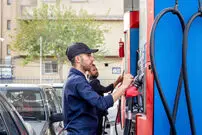 همه چیز درباره بنزین ۱۰ هزار تومانی؛ اصلاح قیمت بر چه اساسی است؟