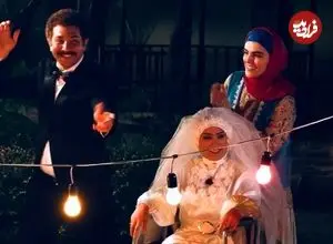 عکس| سفر زمان؛ عوامل سریال «سوجان» در پشت‌صحنۀ عروسی «قربان و طلا»