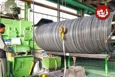 ببینید| فرآیند تولید میخ از طریق بازیافت ورق های فلزی زنگ زده کشتی در پاکستان