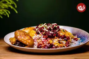 طرز تهیه آلبالو پلو با مرغ؛ راز پخت یک غذای خوش‌ عطر