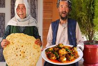 ببینید؛ غذای روستایی در افغانستان؛ پخت خورشت کاری مرغ و نان سنتی