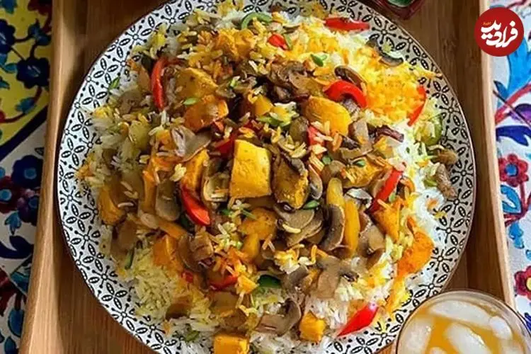 طرز تهیه قارچ پلو با مرغ، پلو مخلوط خوشمزه و مقوی