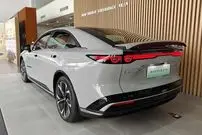 مدرن‌ترین سدان مزدا به ایران رسید