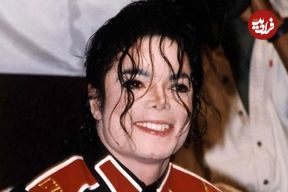 عکس| سفر در زمان؛ «مایکل جکسون» در حال صحبت با تلفن در خانه‌اش در لس‌آنجلس؛ سال 1351