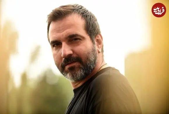 عکس| سفر در زمان؛ «جاوید گل تپه ای» در پشت صحنه سریال سوجان؛ سال 1403