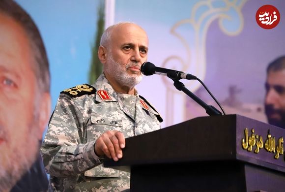 عکس؛ سفر در زمان؛ «سرلشکر رشید در جلسه سری عملیات»؛ دهه 60