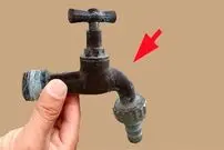 (ویدئو) سه روش خلاقانه برای تعویض شیرآب، لوله و زانویی توکار آب