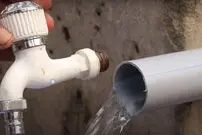 (ویدئو) یک روش ساده و سریع برای وصل کردن شیر آب کوچک به لوله آب بزرگ