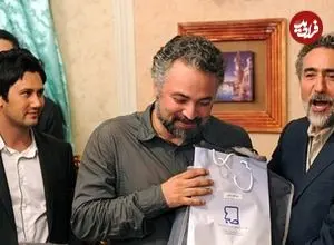 عکس| سفر زمان؛ «حسن جوهرچی» 29 ساله در پشت‌صحنه «حماسه قهرمانان»