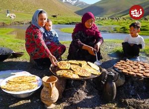 ببینید؛ غذای روستایی در افغانستان؛ پخت کوکوی مرغ کنار رودخانه