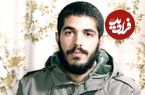 عکس؛ سفر به تاریخ؛ «شهید ابراهیم هادی» در حال انجام حرکات ورزش زورخانه‌ای در جبهه