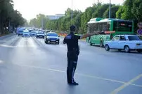 ببینید| تصادف هولناک یک خودرو با پلیس‌های موتورسوار در تاشکند