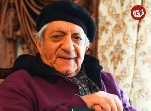 عکس| سفر زمان؛ «عزت الله انتظامی» در 22 سالگی و روی صحنه پیش پرده خوانی؛ سال 1325