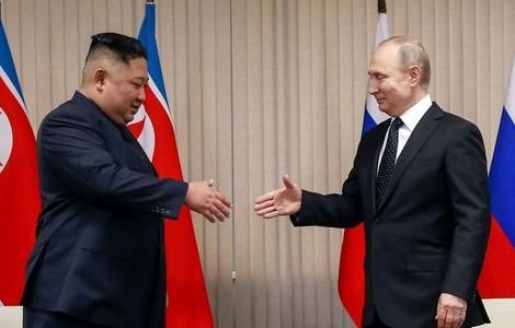 ( ویدیو) استقبال عجیب روس‌ها از رهبر کره شمالی!