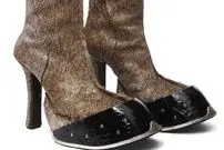 تصاویر؛ کفش‌هایی با طرح سم الاغ رونمایی شد