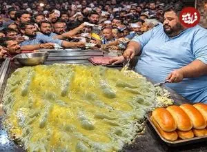ببینید| غذای خیابانی در پاکستان؛ پخت محبوب ترین ساندویچ برگر و تخم مرغ در کراچی