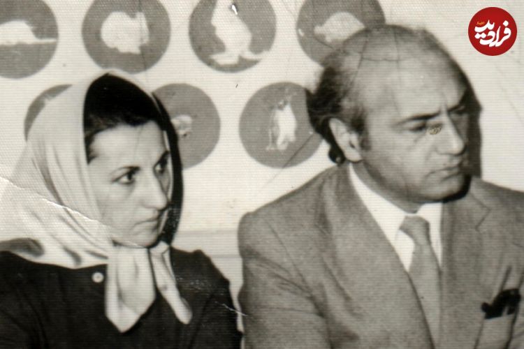 عکس؛ سفر در زمان؛ «دکتر شریعتی» در حال صرف ناهار در کنار دوستان اش؛ دهه 40