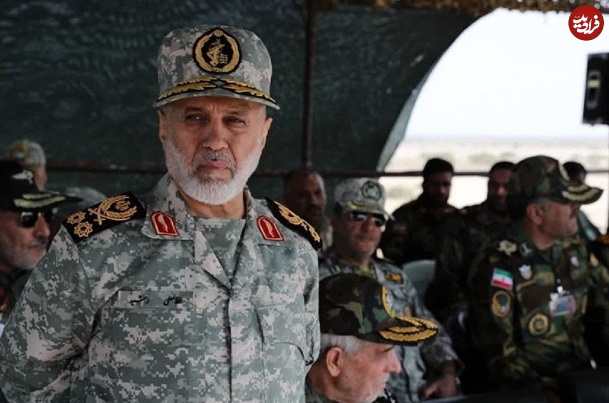عکس؛ سفر در زمان؛ «سرلشکر رشید در یک مراسم در کنار سردار سلیمانی»؛ دهه 90