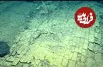 منظرۀ عجیب «جادۀ زرد آجری» در عمق هزار متری اقیانوس