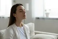«تنفس عمیق» و ۱۰ مزیت باورنکردنی آن