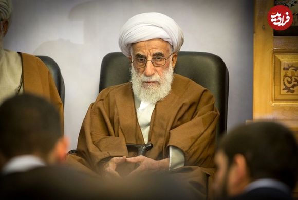 عکس؛ سفر در زمان؛ «آیت‌الله جنتی در کنار شهید بهشتی»؛ اواخر دهه 50