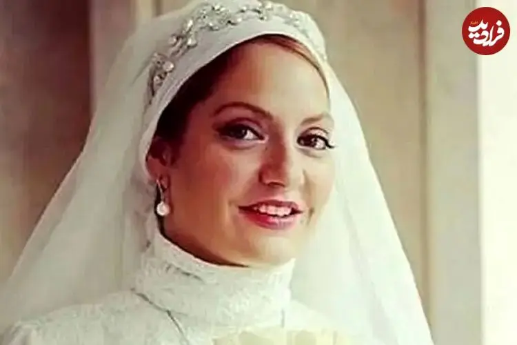 عکس| سفر زمان؛ چهرۀ «مهناز افشار» 26 ساله در یک مراسم سینمایی؛ 23 سال قبل