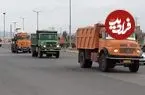 عکس| سفر زمان؛ کامیون قدیمی در یک جاده خاکی در اطراف اصفهان؛ 65 سال قبل