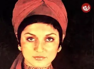 عکس| سفر در زمان؛ «گوگوش» در حال خوانندگی در 9 سالگی و در کنار پدرش؛ سال 1338