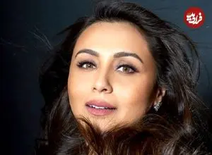 عکس| سفر در زمان؛ «رانی موکرجی، ستاره بالیوود» به همراه پدرش در یک مراسم؛ سال 1388