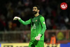 عکس| بازگشت بیرانوند با چهره و شماره جدید 