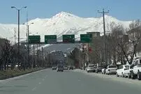عکس| سفر به ایران قدیم؛ منظرۀ «همدان و کوهستان الوند» در یک قرن قبل