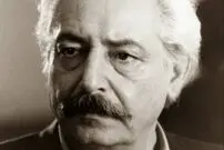 عکس| سفر زمان؛ «جمشید مشایخی» در حال روشن کردن سیگار «مسعود کیمیایی»؛ دهه 90