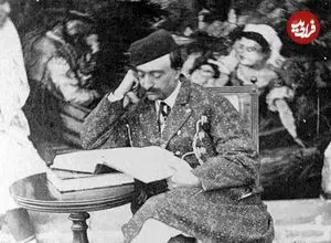 سفر در زمان؛ خاطرات ناصرالدین‌شاه: توی کالسکه کتاب «گلستان و بوستان» شیخ را می‌خواندم